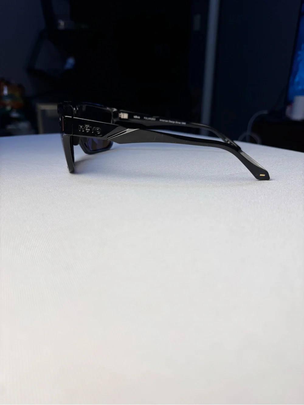 Revo Men's Black Frame Sunglasses with Brown Gradient Lenses